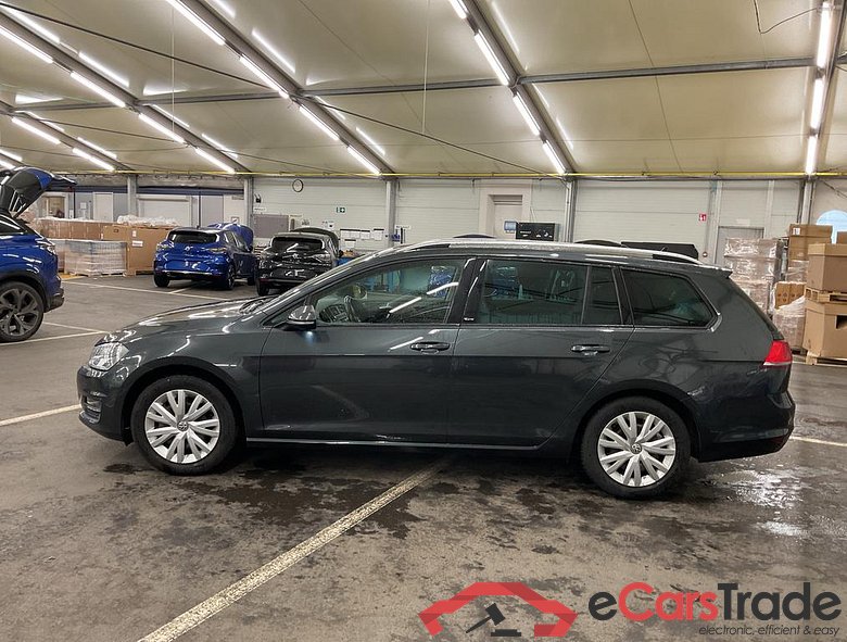 VOLKSWAGEN Golf VII SW Golf Variant  Comfortline 1.4 TSI BlueMotion Technology 92 kW (125 ch) 6 vitesses manuel #3