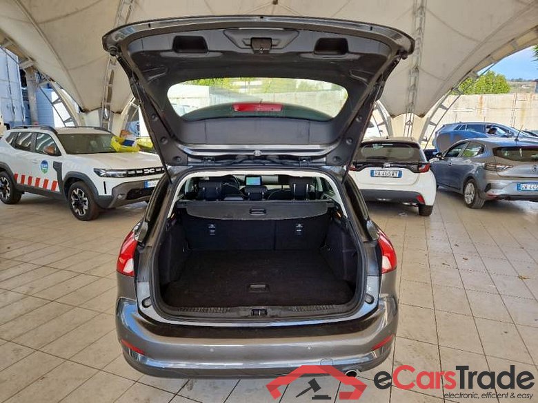 FORD Focus / 2018 / 5P / Station wagon 1.5 Ecoblue 120cv Business SW #5