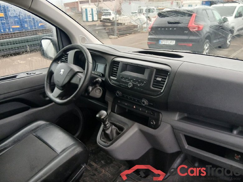 PEUGEOT Expert / 2016 / 4P / furgón Furgón Pro 1.5 BlueHDi 120 S&S Standard #3