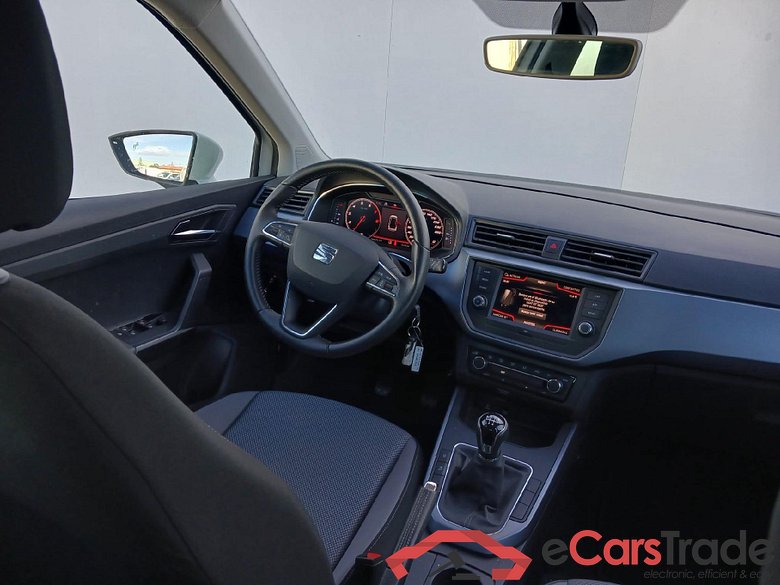 SEAT Arona / 2017 / 5P / todoterreno 1.0 TSI 70kW (95CV) Style Ecomotive #3