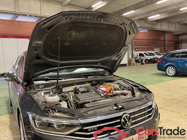 VOLKSWAGEN PASSAT VARIANT 1.4 TSI MSQ VARIANT GTE BUSINESS #6