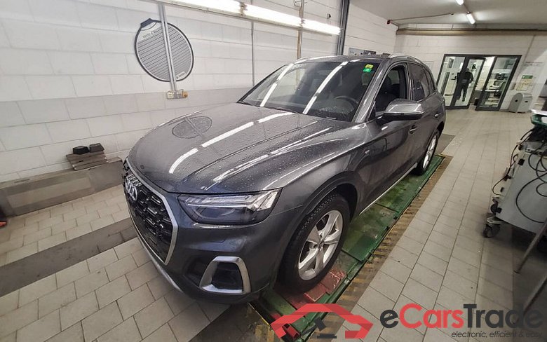 Audi Q5 (FYG)(06.2020->) DE - SUV5 45 2.0 TFSI quattro EU6d, S line (EURO 6d), (Facelift) 2020 - 2024 #1