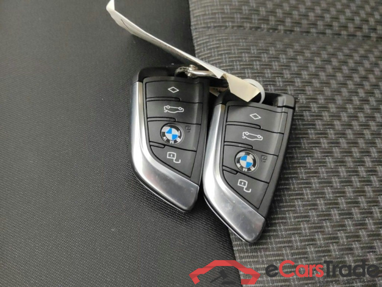 BMW 1 HATCH - 2019 116i 109hp OPF 5d #4