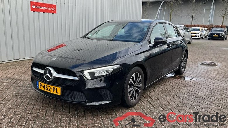 MERCEDES-BENZ A-KLASSE 180 business sol 100kW 7g-dct aut
