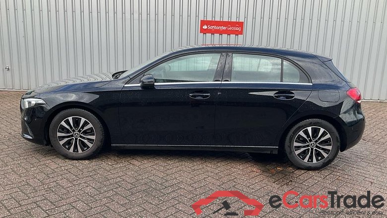 MERCEDES-BENZ A-KLASSE 180 business sol 100kW 7g-dct aut #2