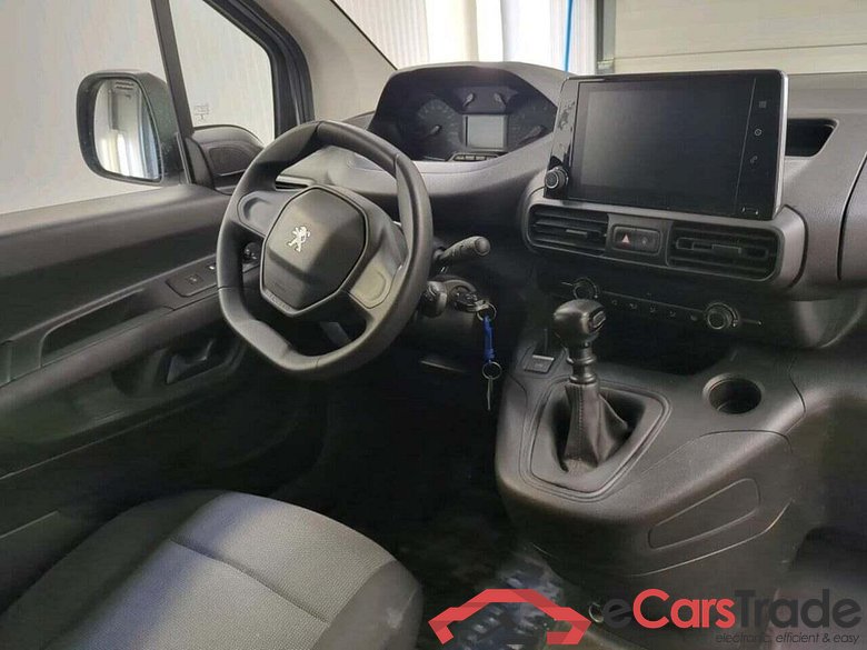 PEUGEOT Partner 1.2 PT. Premium #2