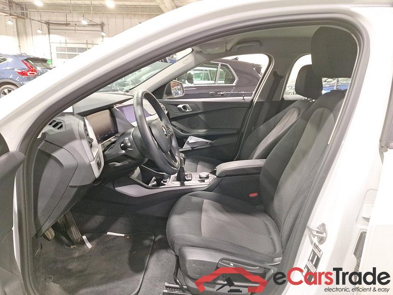 BMW 1 SERIES HATCH 1.5 116I (80KW) #5