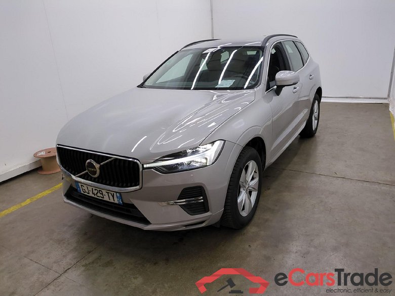 VOLVO XC60 5p SUV B4 AWD 197 Geartro 8 Momentum #1