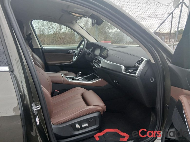 BMW X5 / 2018 / 5P / todoterreno xDrive30d #6