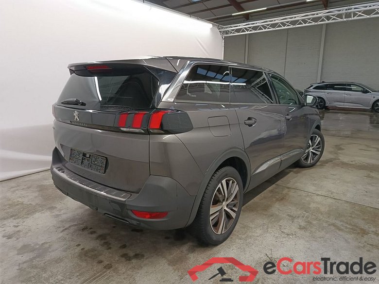 PEUGEOT 5008 DIESEL - 2021 1.5 BlueHDi 130 Allure AT 5d #2