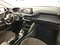 preview Peugeot 208 #5
