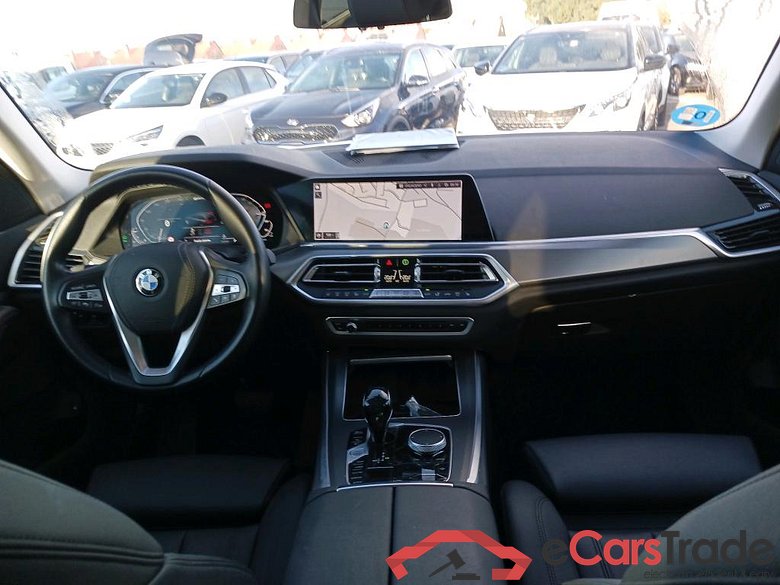 BMW X5 / 2018 / 5P / todoterreno xDrive45e #3