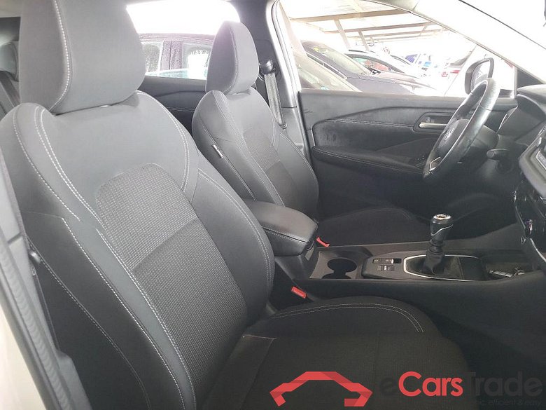 NISSAN QASHQAI / 2021 / 5P / todoterreno DIG-T 103kW (140CV) mHEV 4x2 Acenta #6