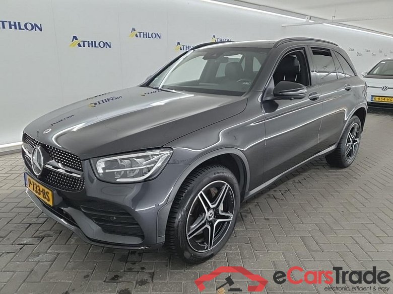 MERCEDES-BENZ GLC GLC 300e 4MATIC Business Solution AMG 5D 235kW