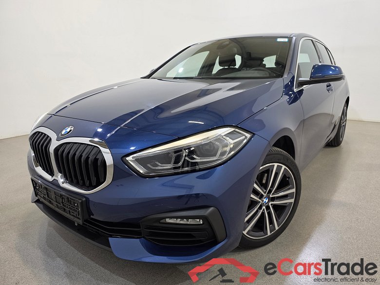 BMW 118i Aut. LED-Xenon LC-Pro HI-FI Navi KeylessGo Camera Klima PDC ... #1