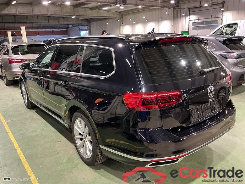 VOLKSWAGEN PASSAT VARIANT GTE - 2020 1.4 TSI PHEV GTE Business DSG #3
