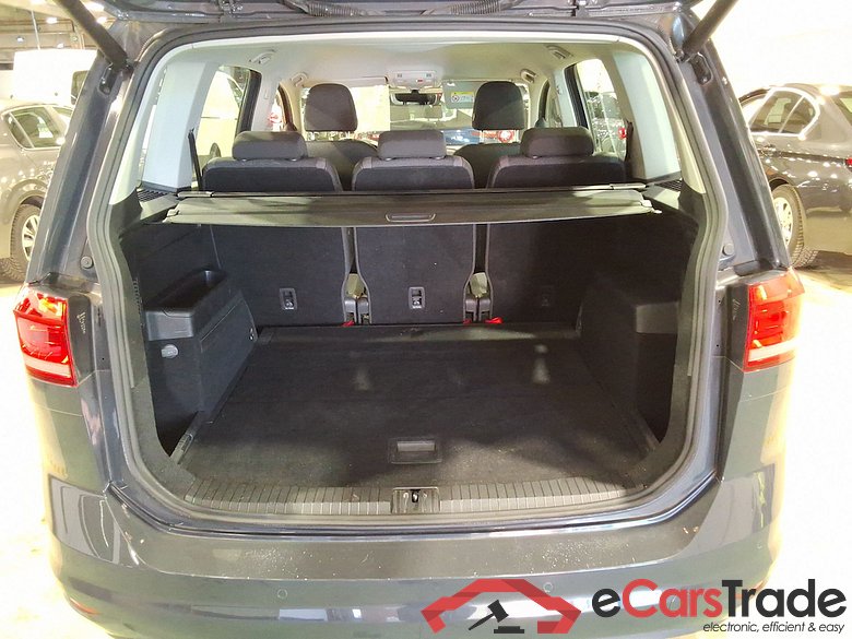 VOLKSWAGEN TOURAN 1.5 TSI TRENDLINE DSG #3