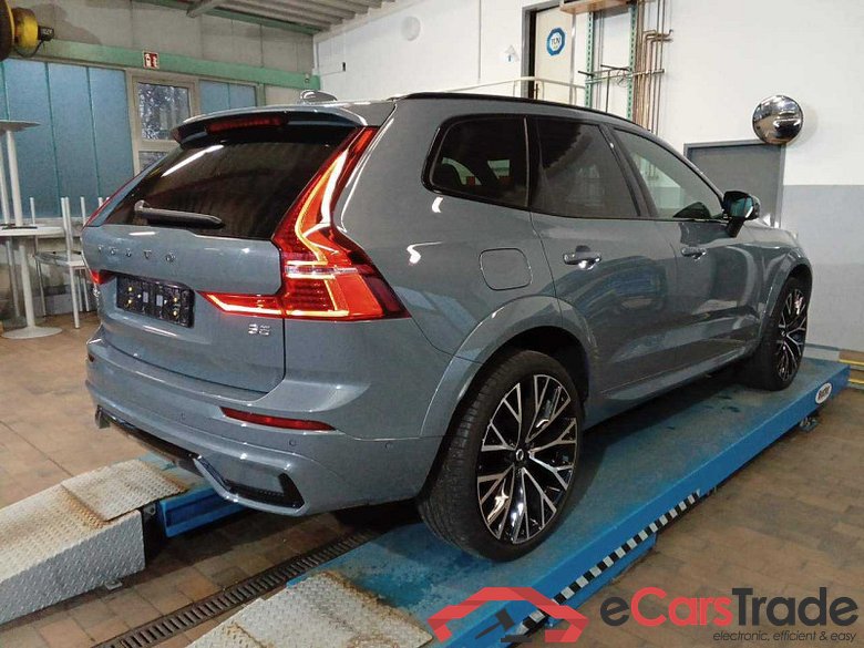 Volvo XC60 (03.2017->) DE - SUV5 B5 (Benzin) 2WD EU6d, R-Design Mild-Hybrid (EURO 6d), (Facelift) 2021 #6