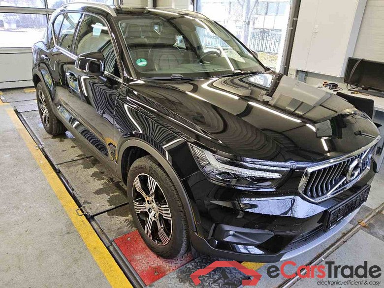 Volvo XC40 (2017->) DE - SUV5 B4 2WD EU6d, Inscription (EURO 6d), 2020 - 2022 #2