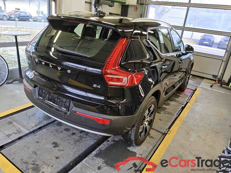 Volvo XC40 (2017->) DE - SUV5 B4 2WD EU6d, Inscription (EURO 6d), 2020 - 2022 #3