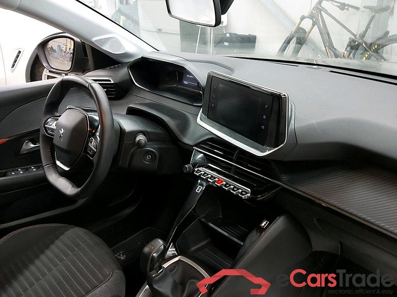 PEUGEOT - PEU 208 1.2 PureTech 75 MAN5 S&S Active Pack 75PK *Petrol* #3