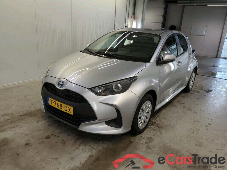 TOYOTA Yaris 1.5 Hyb. Active #1
