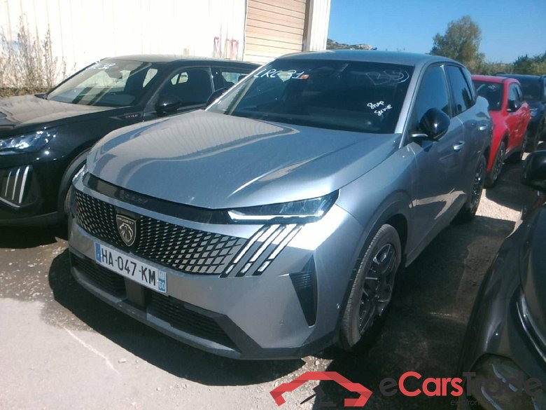 Peugeot 3008 Allure Hybrid 136 e-DCS6 (1.2L) #1