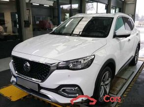 MG EHS PHEV Luxury 5d 119kW #1