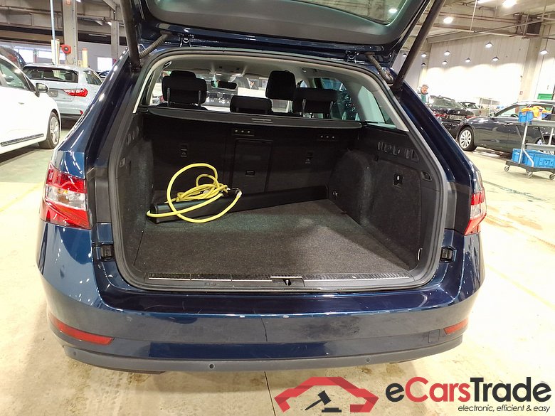 SKODA SUPERB COMBI 1.4 TSI PHEV 160KW DSG6 STYLE #3