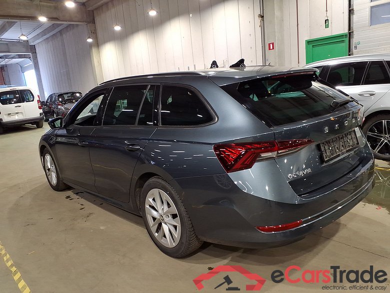 SKODA OCTAVIA COMBI 1.0 TSI MHEV 81KW DSG CLEVER #2