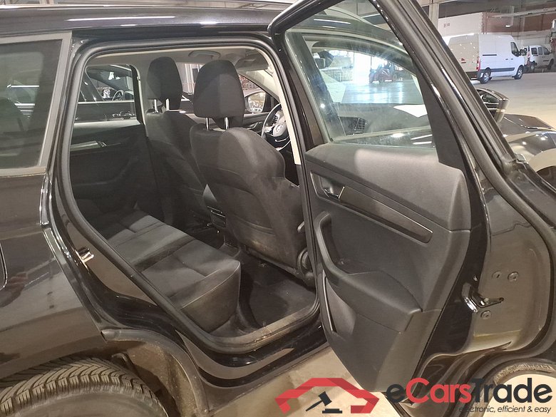 SKODA KAROQ DIESEL 1.6 CR TDi SCR Ambition #5