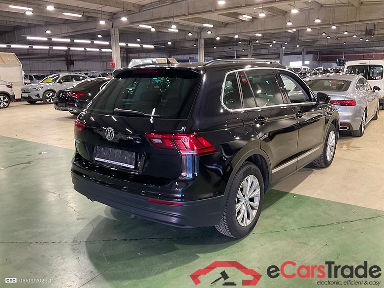 VOLKSWAGEN TIGUAN DIESEL - 2016 2.0 TDi SCR Comfortline (EU6.2) #4