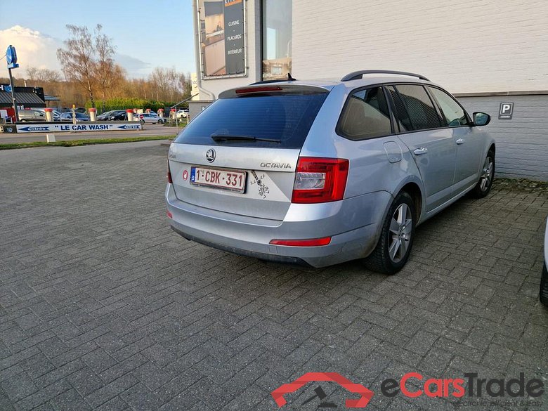 SKODA Octavia Combi Octavia Combi Ambition 1,6 TDI 81 kW 5-speed mech. #4