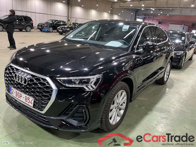AUDI Q3 Sportback 1.4 45 TFSI E S TRONIC #1