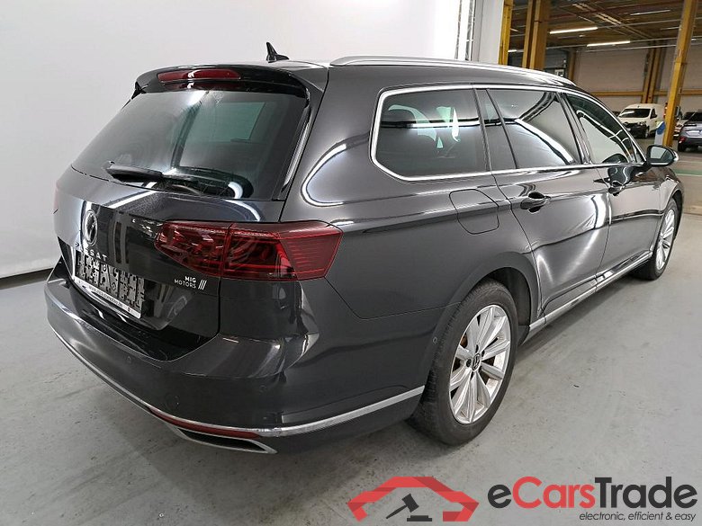 VOLKSWAGEN PASSAT VARIANT 2.0 TDI 90KW MSQ VARIANT ELEGANCE BUSINE #4