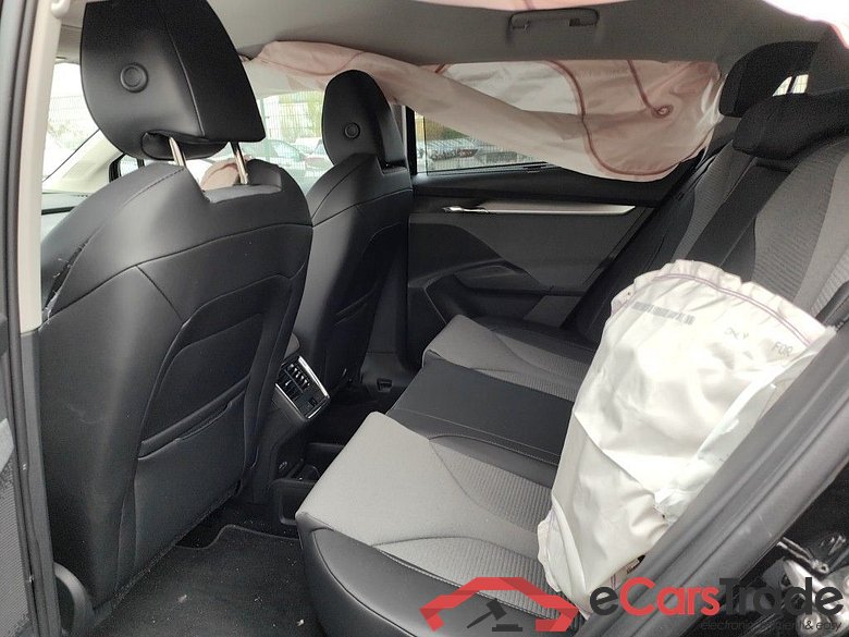 Skoda Enyaq 85 Corporate 5d !!! Damaged Car !! #6