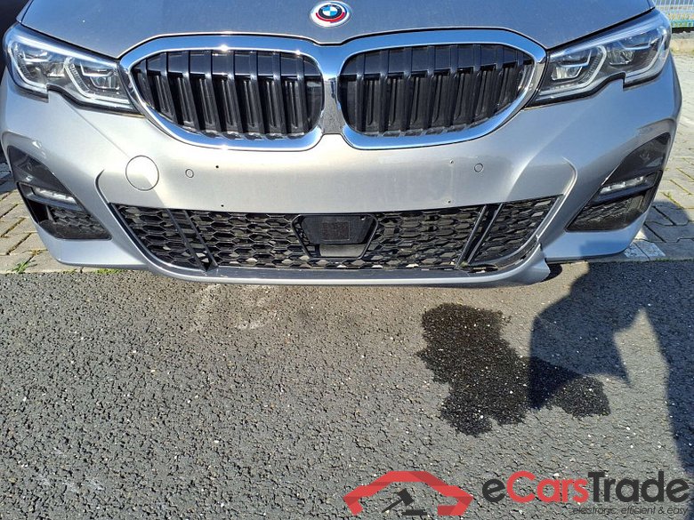BMW 3 Touring (G21)(06.2019->) DE - Kb5 320 d Mild-Hybrid EU6d, xDrive M Sport (EURO 6d) - unrepar. Transportschaden s. KVA #5