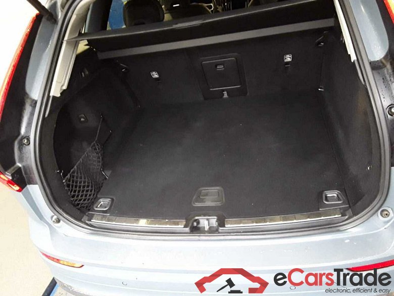 Volvo XC60 (03.2017->) DE - SUV5 B5 (Benzin) 2WD EU6d, Inscription Mild-Hybrid (EURO 6d), (Facelift) 20 #6