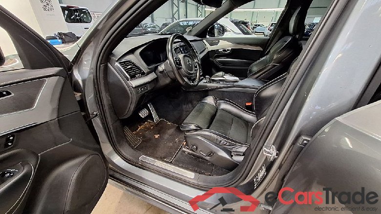XC90 R Design Plug-In Hybrid AWD 2.0 T8 Twin Engine 288KW AT8 7 Sitzer E6dT #4
