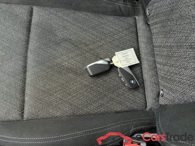 BMW X1 DIESEL - 2023 2.0 dA 150hp sDrive18 5d #4