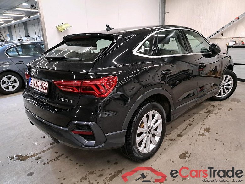 AUDI - AUD Q3 SB 35 TFSI 150PK S-Tronic Pack Platinum With Heated Seats & Cruise Control & APS Front & Rear & Rear Camera  * PETROL* #2