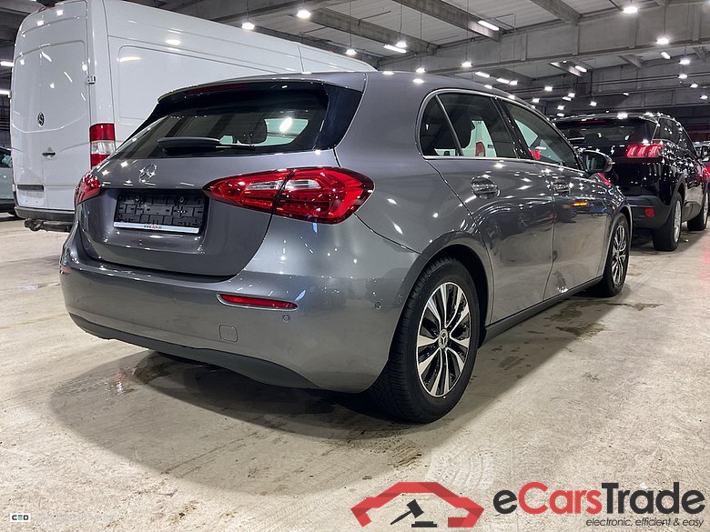 MERCEDES-BENZ A-Klasse 1.3 A 180 BUSINESS SOLUTION ESSENTIAL #4