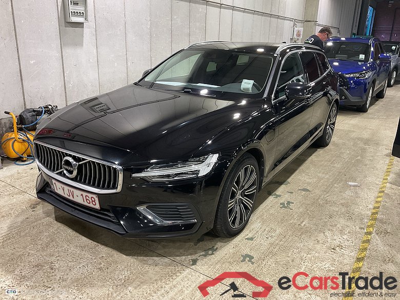 VOLVO V60 - 2018 2.0 T6 TE AWD PHEV Momentum Pro #1