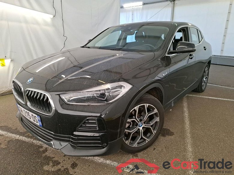 BMW X2 / 2017 / 5P / SUV xDrive25e Business Design BVA6