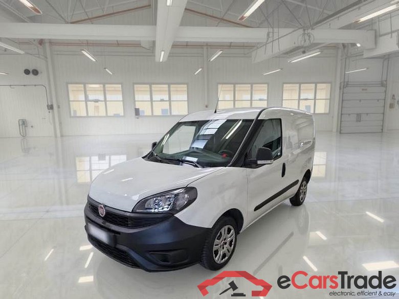 FIAT DOBLÒ CARGO / 2014 / 4P / VETT. FURGONATA CH1 LOUNGE 1.3 MJET 95CV E6D SeS #1