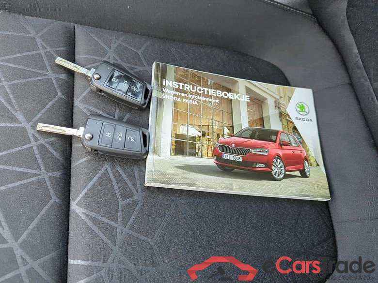 SKODA Fabia Combi 70 kW #6