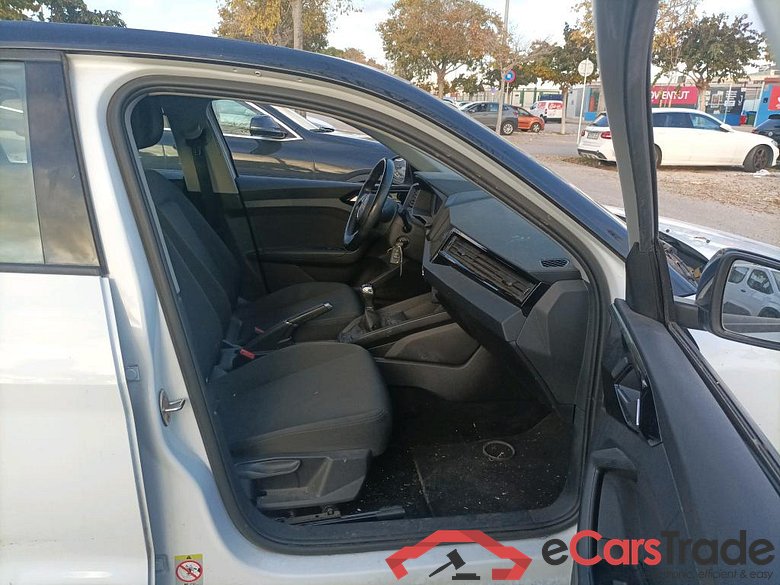 AUDI A1 Sportback Advanced 25 TFSI 70kW (95CV) #6