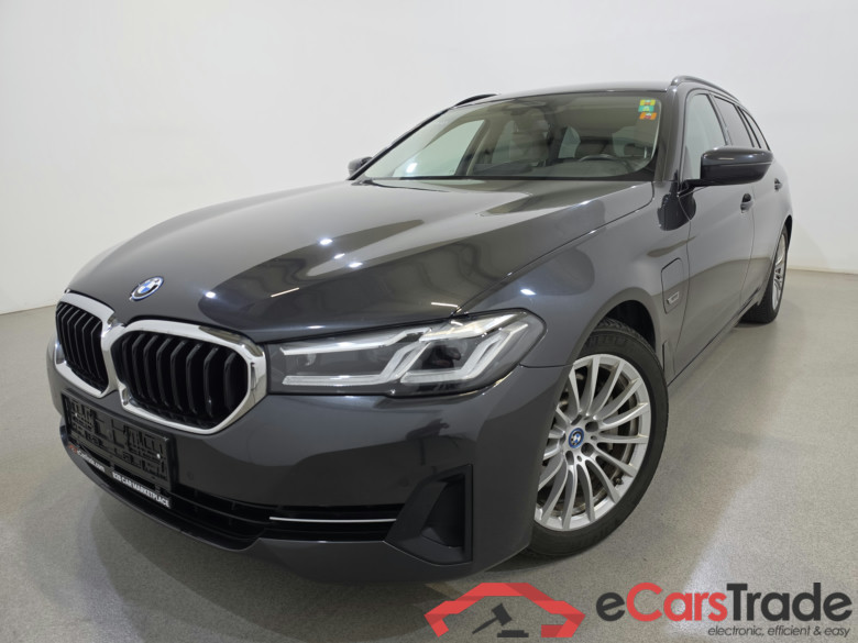 BMW 530e Plug-In Hybrid Aut. LED-Xenon LC-Pro Ambient Navi Sport-Leather KeylessGo Camera Klima PDC ... #1