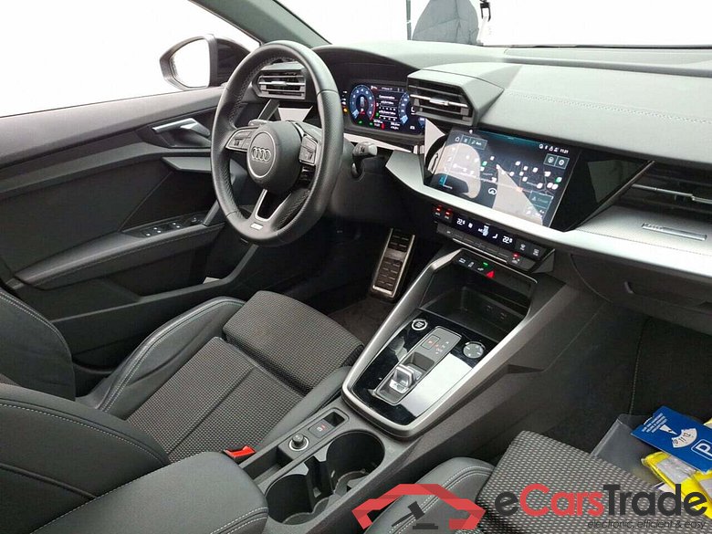 AUDI A3 SPORTBACK 40 TFSI E S-LINE  S-TRONIC #3
