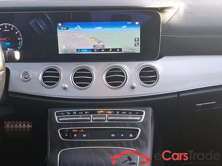 Mercedes E 300de Plug-In Hybrid AMG Aut. Pano LED-Xenon Widescreen Navi 1/2 Sport-Leather-Alcantara KeylessGo Camera Klima PDC ... #6